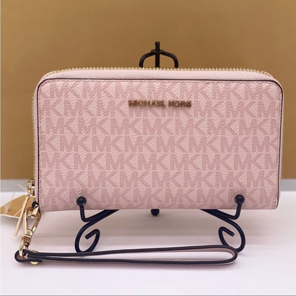 Michael Kors Handbags - Michael Kors Jet Set Travel Wallet
Phone Case Pink